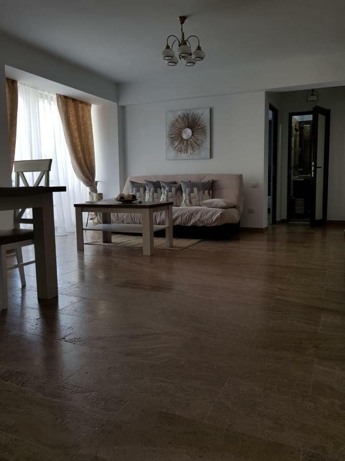 Apartament 2 Camere Ultracentral Ramnicu Valcea Ngoại thất bức ảnh