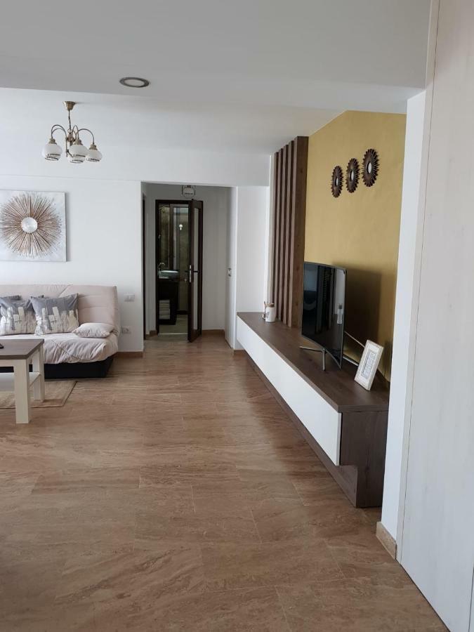 Apartament 2 Camere Ultracentral Ramnicu Valcea Ngoại thất bức ảnh