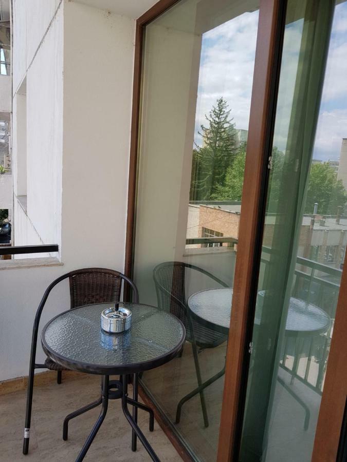 Apartament 2 Camere Ultracentral Ramnicu Valcea Ngoại thất bức ảnh