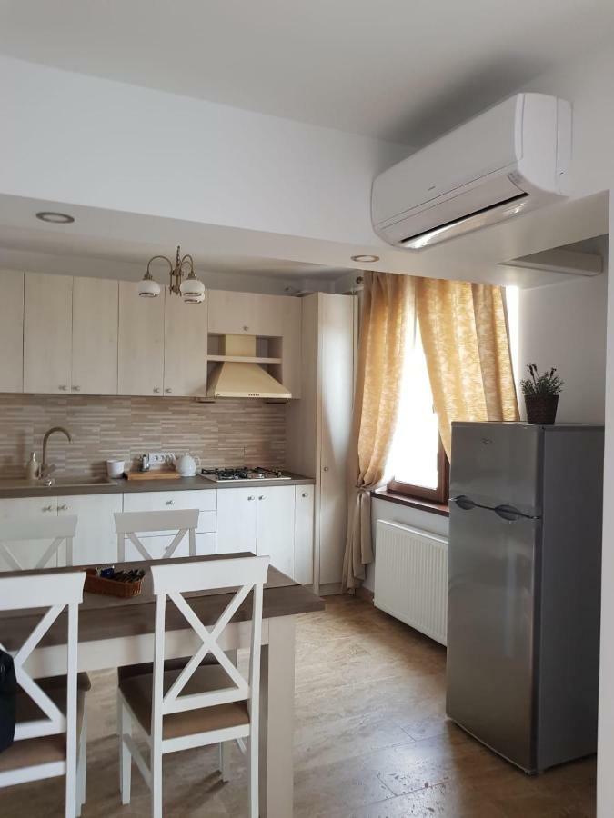 Apartament 2 Camere Ultracentral Ramnicu Valcea Ngoại thất bức ảnh