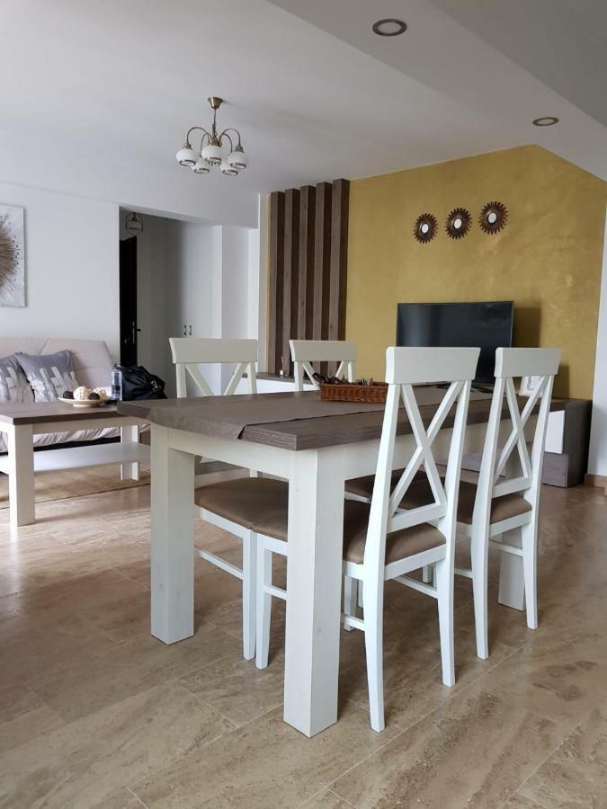 Apartament 2 Camere Ultracentral Ramnicu Valcea Ngoại thất bức ảnh