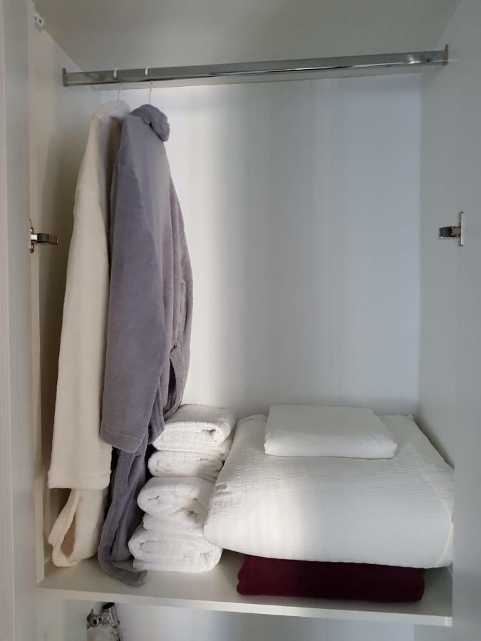 Apartament 2 Camere Ultracentral Ramnicu Valcea Ngoại thất bức ảnh